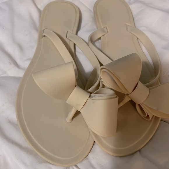 Sandals - Picture 3 of 3